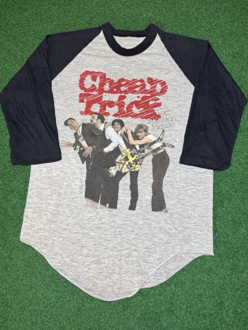 Vintage cheap trick band T-shirt 80s 
medium/Large